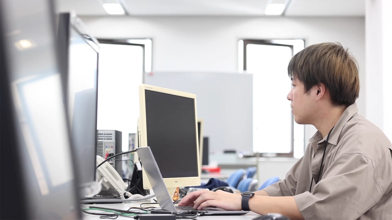 インタークエストで共に成長していく、意欲のある皆様のご応募をお待ちしています。採用サイトはこちらから。